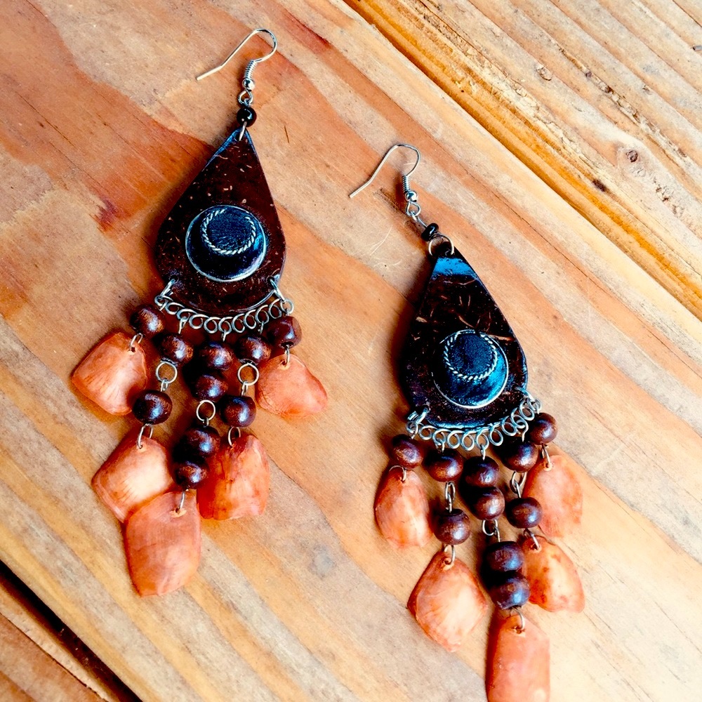 Brand New Rust Brown Tagua Coconut Handcarved Earrings Ecuadorean Large - Picture 3 of 6